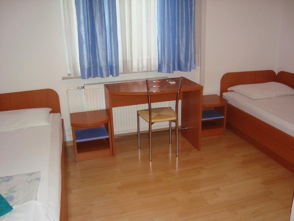Guesthouse Koprivec Laibach Zimmer foto