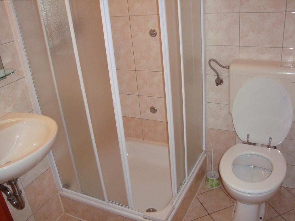 Guesthouse Koprivec Laibach Zimmer foto